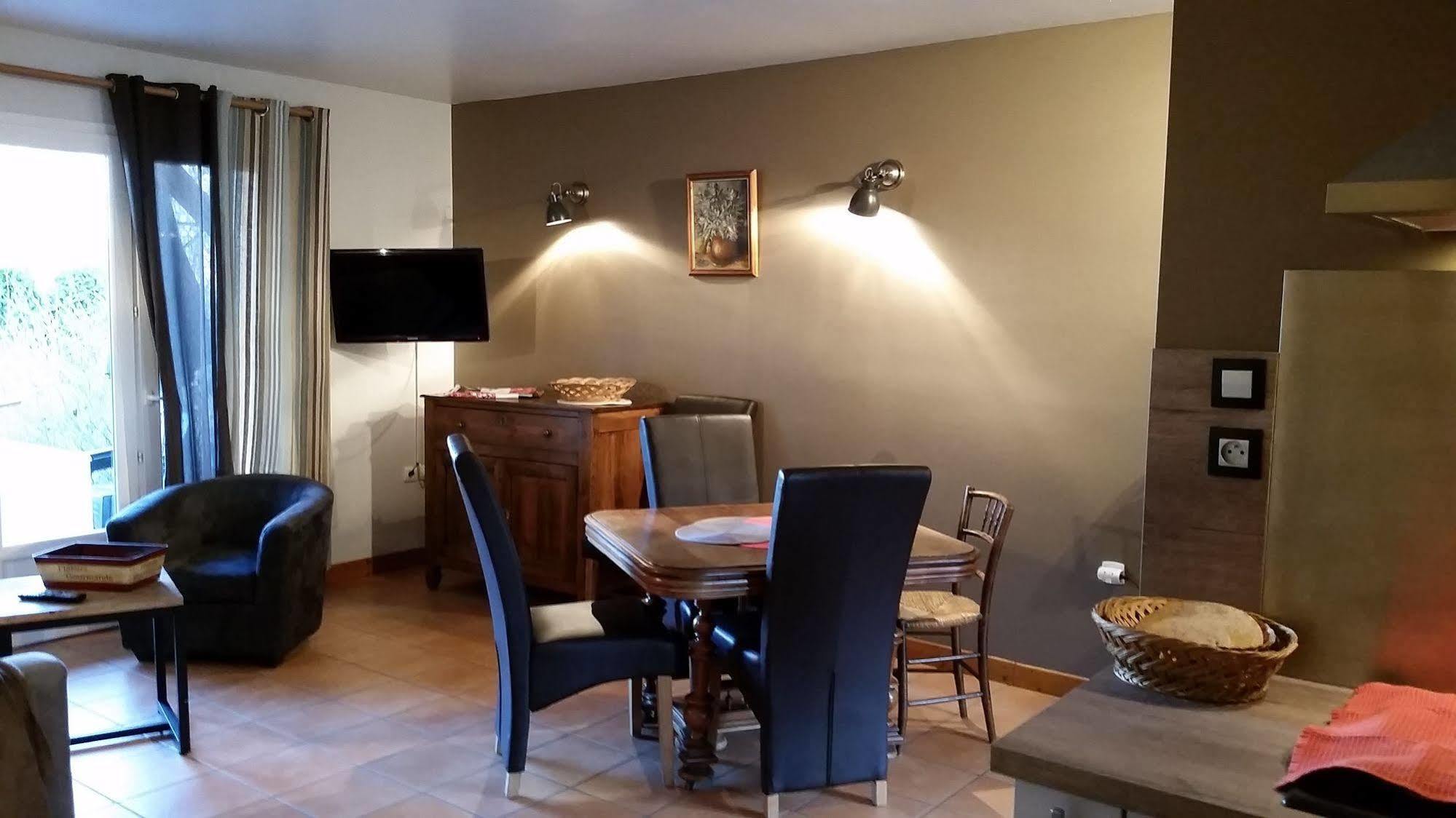 A La Petite Maison Gap Bagian luar foto